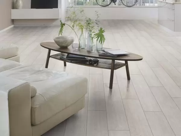 Laminate 8mm AC4 me armo JM1831