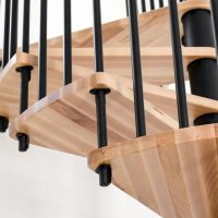 Spiral-Smart_wood back