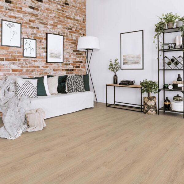 D91692-Solid laminate water resistant 8mm made in Germany