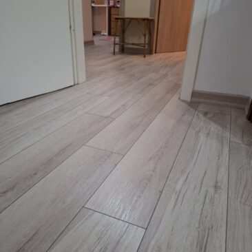 topothetisi laminate 8mm krono-original